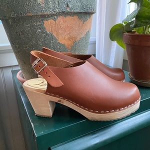 Lotta From Stockholm - brown leather clogs